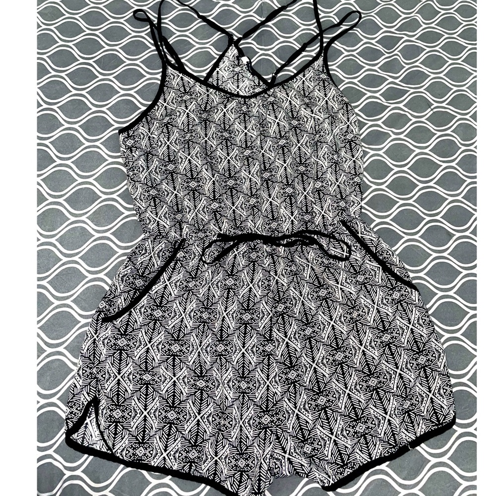 Bundle! Womens romper set